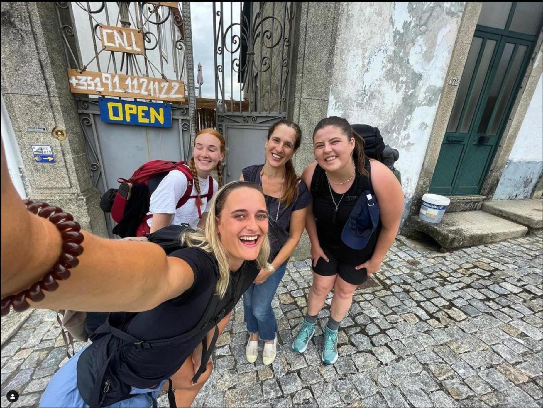 Mosteiro  Casa Dos Caminhos De Santiago Bed & Breakfast エクステリア 写真